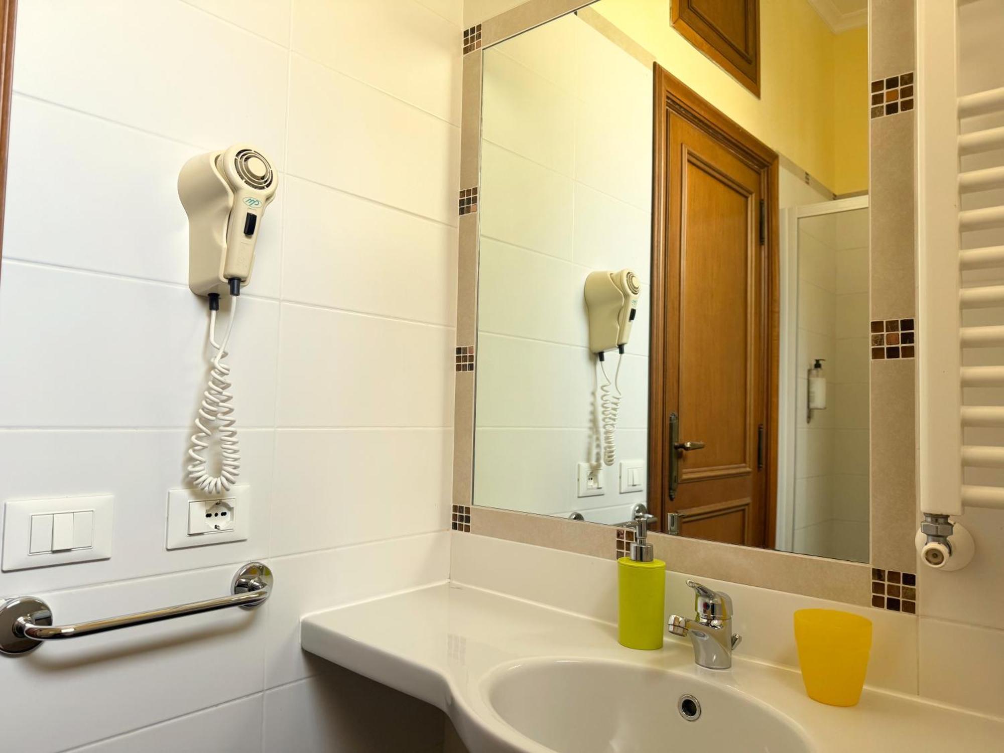 דירות רומא Anthony House, Anthony Floor 3, Castro Pretorio מראה חיצוני תמונה